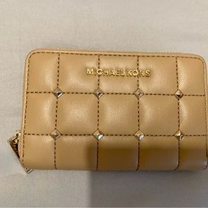 Michel Kors quilted studded wallet in camel